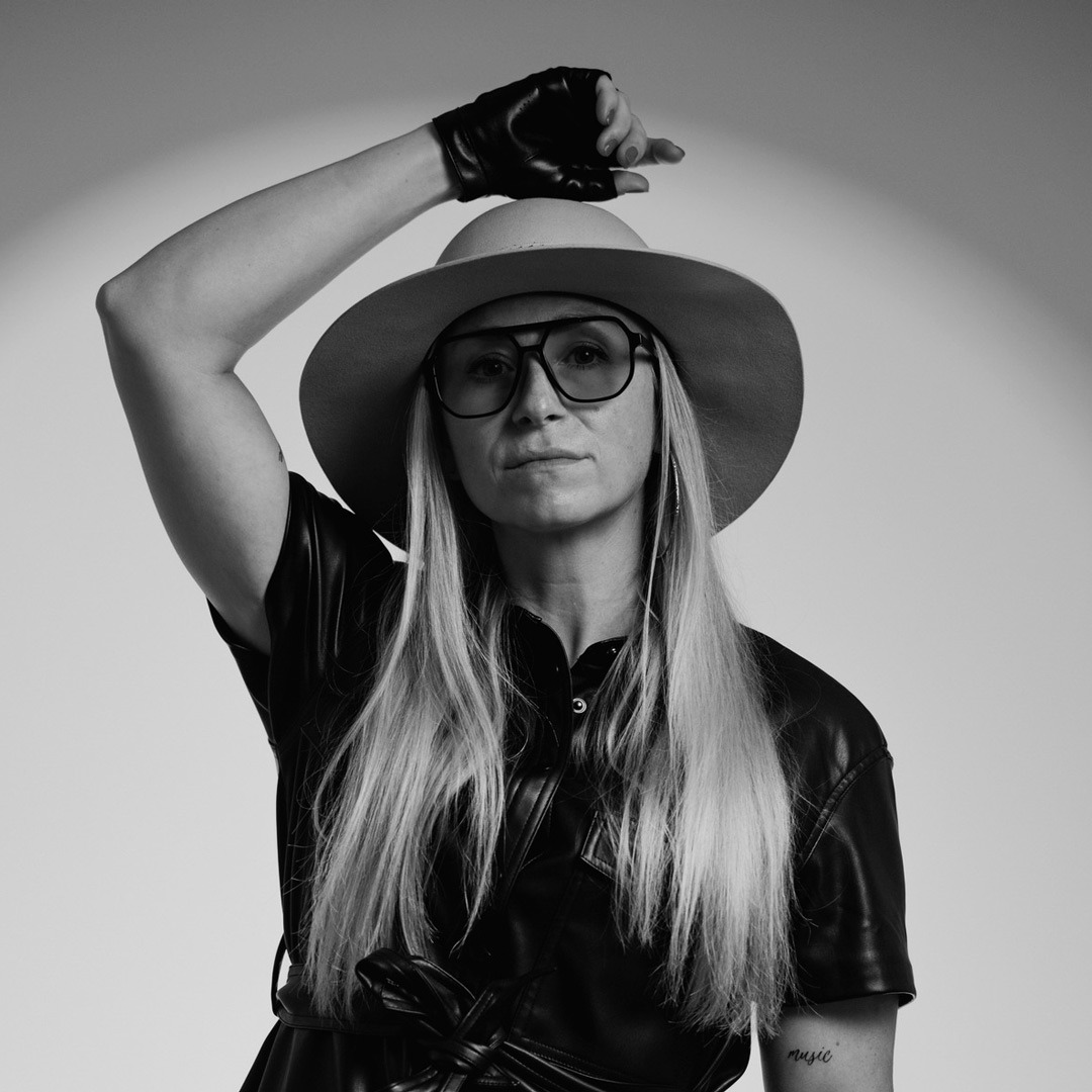 Bar Tausend - Fein Cerra