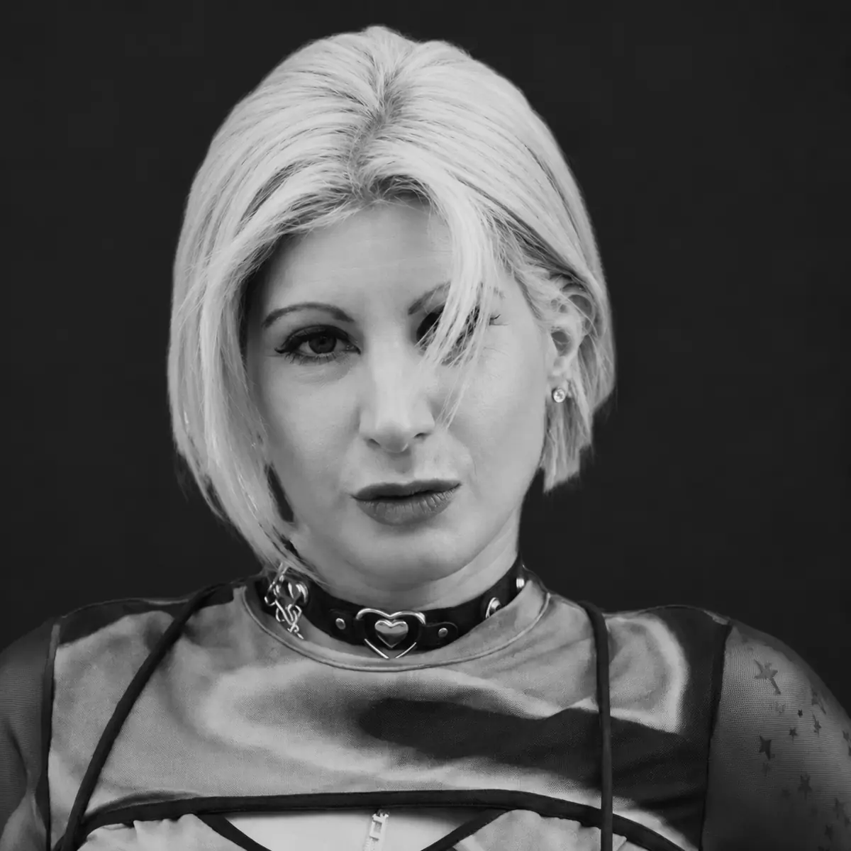 DJ / vocalist Barbie Garbage — Bar Tausend Berlin DJ / vocalist Barbie Garbage — Bar Tausend Berlin