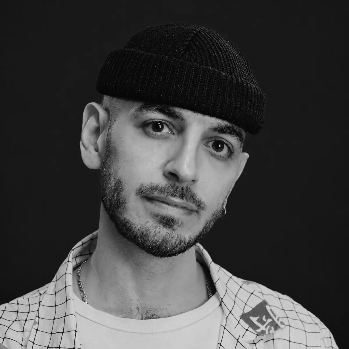 DJ Deniz Arslan — Bar Tausend Berlin DJ Deniz Arslan — Bar Tausend Berlin