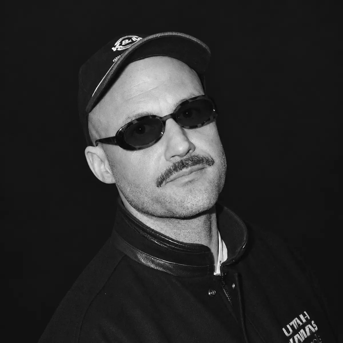 DJ Thabo — Bar Tausend Berlin DJ Thabo — Bar Tausend Berlin